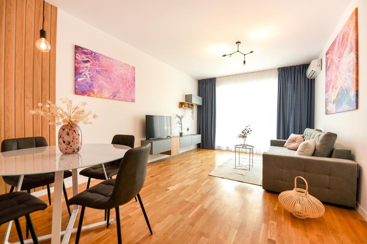 Eye Candy Romexpo 2-Bedroom With Free Parking Βουκουρέστι Εξωτερικό φωτογραφία